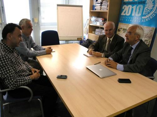 La UAL y la Comunidad de Regantes Sol y Arena trabajarán de forma conjunta en la investigación del acuífero del Poniente
