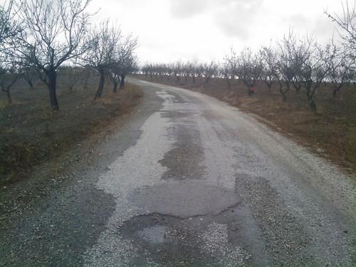 La Junta ha iniciado los trabajos de mejora de tres caminos rurales en Oria