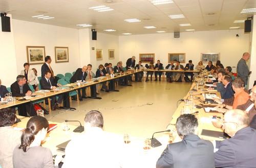 García Tejerina: 'El trabajo en común de Francia, Italia y España puede marcar líneas de actuación en la UE'