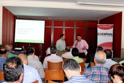 COEXPHAL-FAECA debate sobre normativa e inspecciones de fitosanitarios en las cooperativas
