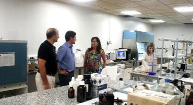 El alcalde de El Ejido y su edil de Agricultura visitan las nuevas instalaciones del CUAM