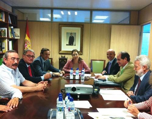 El PP analiza proyectos  de modernización de regadíos en la provincia con la directora general de Desarrollo Rural y Política Forestal