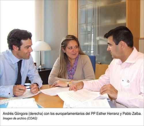 El jefe de gabinete de Dacian Ciolos, Georg Haeusler, recoge con interés la propuesta de COAG respecto a la definición de agricultor activo como perceptor de las ayudas de la PAC
