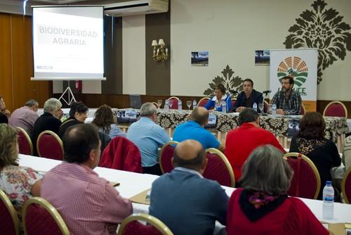 UPA defiende el papel vital de agricultores y ganaderos en el cuidado de la biodiversidad