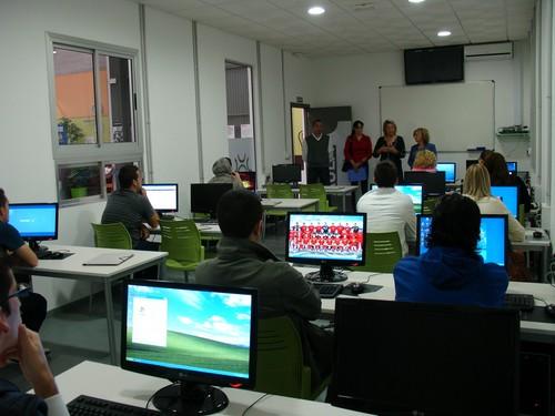 Quince jóvenes desempleados de Vícar aprenden cómo gestionar explotaciones agrarias de forma informatizada
