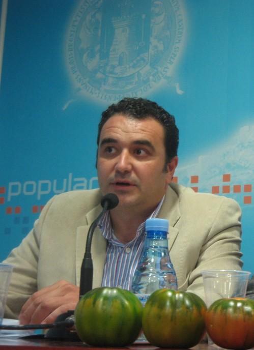 Cara pide a Griñán que apoye y defienda la agricultura almeriense los 365 días del año