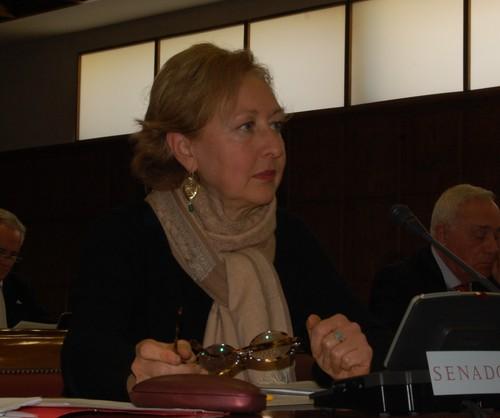Fuensanta Coves reclama al Gobierno que aplique el IVA reducido al sector de la flor y planta ornamental