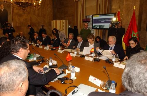 Los Ministerios de Agricultura y el sector hortofrutícola de España y Marruecos analizan la campaña 2012–2013 del tomate