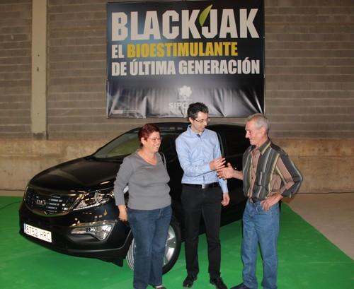 Blackjak reúne a 150 agricultores en la despedida de su campaña promocional en Almería