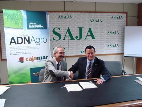 ASAJA firma un acuerdo con Cajamar para ofrecer a sus socios productos y servicios en condiciones ventajosas