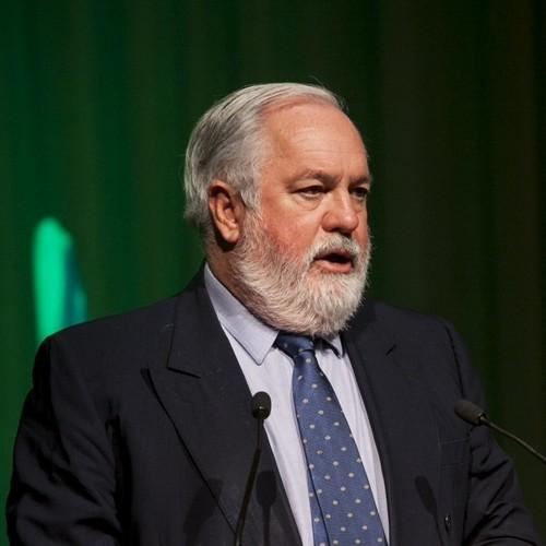 Arias Cañete viaja hoy a Almería para entrevistarse con representantes del sector hortofrutícola y organizaciones agrarias