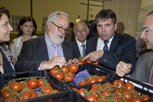 Arias Cañete muestra su disposición a llegar a un acuerdo respecto a la nueva PAC siempre que sea positivo y beneficioso para los agricultores españoles