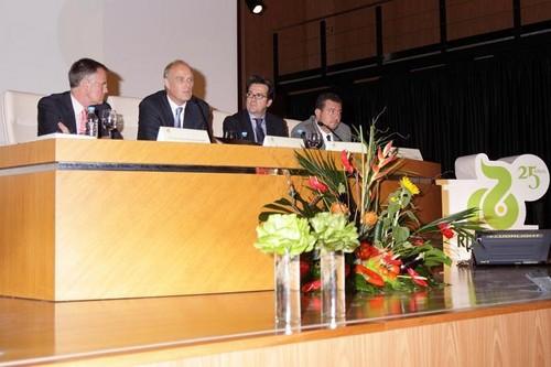 El futuro de la distribución y consumo de frutas y hortalizas, a debate en Almería
