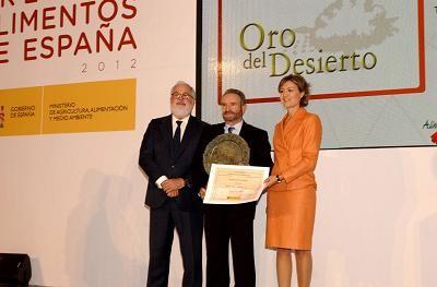 Miguel Arias Cañete entrega a empresas y profesionales los 'Premios Alimentos de España 2012' en reconocimiento a su contribución al desarrollo del sector alimentario