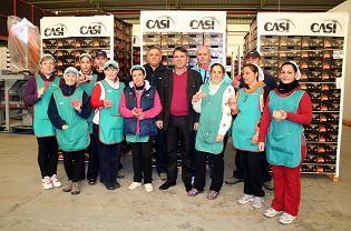 CASI anticipa la llegada de los Reyes Magos con ayudas a los 55 trabajadores con familia numerosa