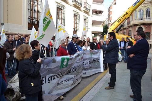 COAG demanda al Gobierno que deje de excusarse y ayude a los agricultores afectados por el temporal de granizo en El Ejido