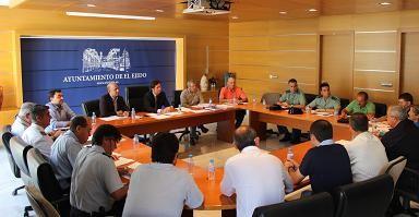 El alcalde de El Ejido valora positivamente el refuerzo de la seguridad en el campo con la presencia de los grupos Roca
