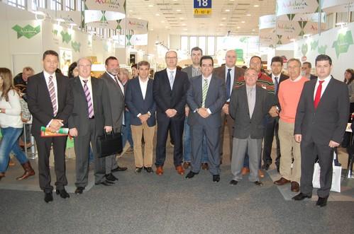 El alcalde de Níjar analiza con los representantes del sector presentes en Berlín la evolución de la agricultura nijareña