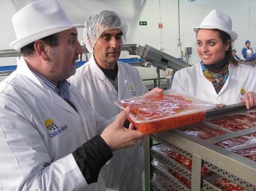 José Manuel Ortiz valora el esfuerzo de Hortofrutícola Costa de Almería para exportar pimiento asado a Asia