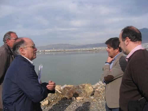 Medio Ambiente aborda con la Junta Central de Usuarios del Acuífero del Poniente la situación de los recursos hídricos