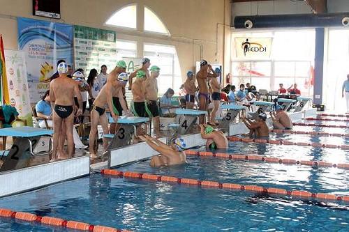 Coexplay premia con frutas y hortalizas a los participantes del Campeonato de España de Natación