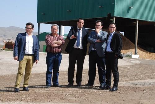 El alcalde de Níjar conoce a fondo los procesos de tratamiento de residuos agrícolas de Albaida
