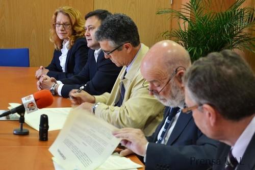 La Universidad suma a su oferta académica una Cátedra de Horticultura, Estudios Cooperativos y Desarrollo Sostenible con el patrocinio de Coexphal