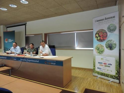 La Fundación Cajamar acoge la primera ponencia de las I Jornadas Agrícolas ‘Bajo Plástico’