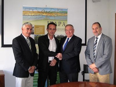 Jerónimo Pérez destaca la aportación del IFAPA al desarrollo y la mejora de la competitividad de la horticultura de Almería