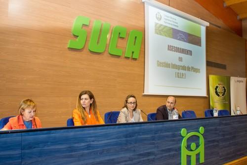 Unos 100 profesionales del sector se informan sobre el uso seguro de fitosanitarios