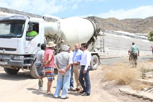 El Ayuntamiento de El Ejido inicia las obras de mejora del camino La Elevadora