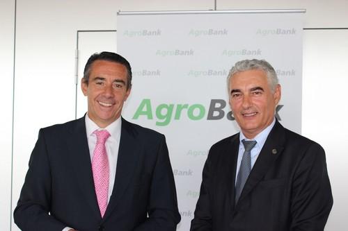 La Junta destaca la capacidad del sector agroalimentario de aportar estabilidad, empleo y valor añadido