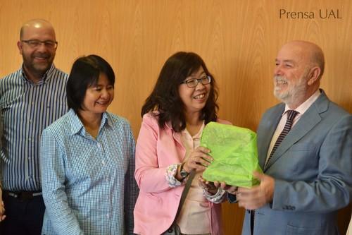 Una delegación del Ministerio de Agricultura de Tailandia visita la UAL para conocer el ‘modelo Almería’
