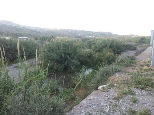 El Ayuntamiento de Adra insta al diálogo entre Gobierno Central y Junta de Andalucía para buscar una solución urgente a la limpieza y encauzamiento del Río Adra
