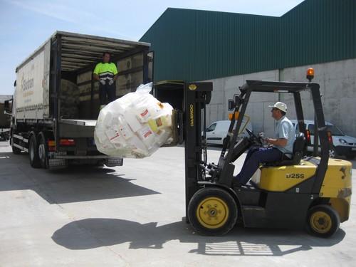 SIGFITO premia a los 51 puntos de recogida que más envases reciclaron durante el año agrícola de 2014