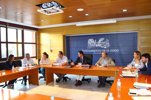 El Ayuntamiento de El Ejido aprueba los proyectos para arreglar 13 caminos rurales