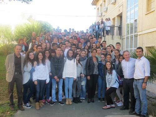 Café con ciencia acerca a 120 estudiantes de Bachillerato la investigación agrícola en el centro IFAPA de La Mojonera