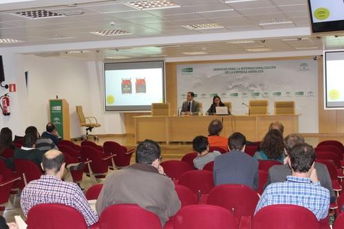EXTENDA acerca las tendencias en diseño del embalaje agroalimentario a casi 40 empresas andaluzas del sector