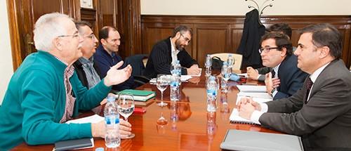 UPA exige a Agricultura que se comprometa a evitar a los 'cazaprimas' de la PAC