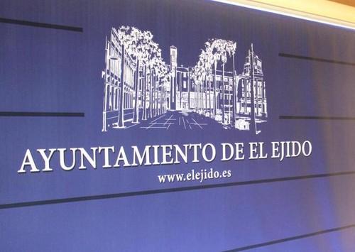El Consistorio ejidense niega que la Juta haya cedido ningún suelo para colaborar en la puesta en marcha del ensilado