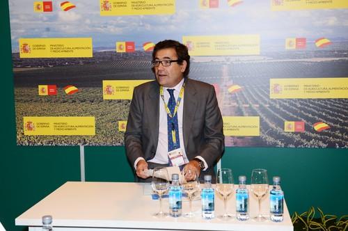 Carlos Cabanas destaca el papel de la calidad, la comercialización internacional y el apoyo institucional  en los records de exportaciones agroalimentarias