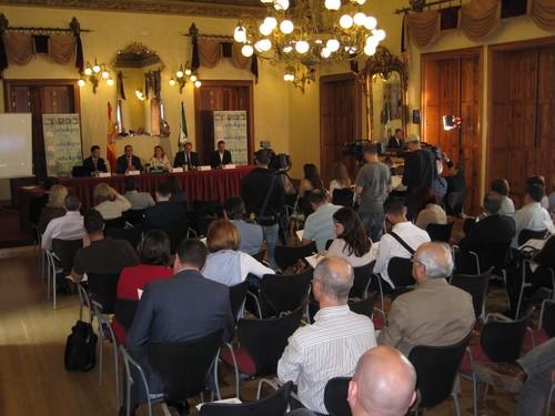 La I Feria Hortofrutícola ‘InfoAgro Exhibition’ celebrará jornadas sobre comercialización, fertilización y control biológico