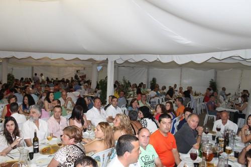Vegacañada vive una noche muy especial con más de 1.000 personas celebrando el final de la campaña agrícola