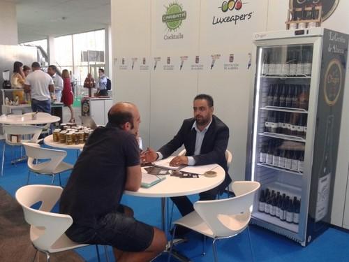El stand de Diputación acoge los primeros encuentros comerciales en 'Andalucía Sabor'