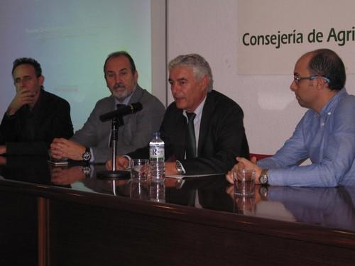 Ifapa trabaja en técnicas para mejorar la calidad y la trazabilidad de las frutas y hortalizas ecológicas