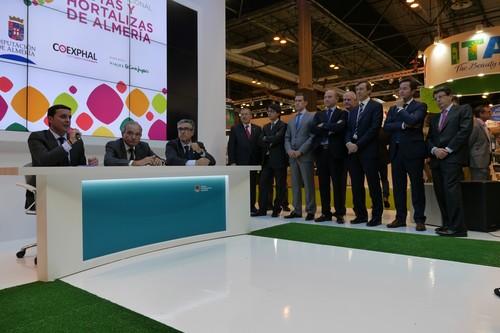 El I Fórum Internacional Frutas y Hortalizas de Almería promocionará al exterior la producción limpia y ecológica del sector hortofrutícola de la provincia