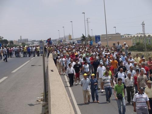 Agricultores se organizan y convocan una protesta este mediodía en La Redonda