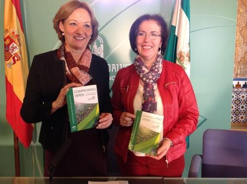 Almería vive la presentación de la campaña informativa dirigida a lograr el 100% de producción hortícola bajo control biológico