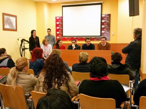 El PSOE pide a las empresas agrícolas que los trabajadores del manipulado “recuperen los derechos perdidos”