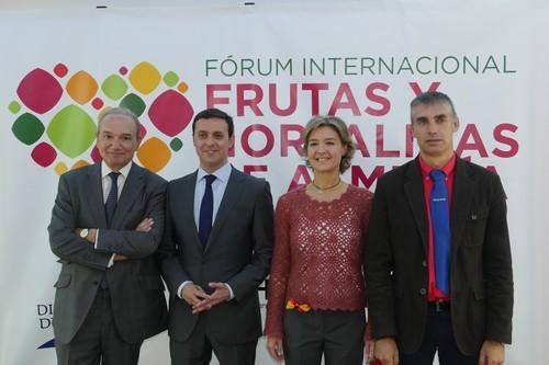 Diputación, COEXPHAL y ECOHAL presentarán en Fruit Logistica el I Forum Internacional de Frutas y Hortalizas de Almería